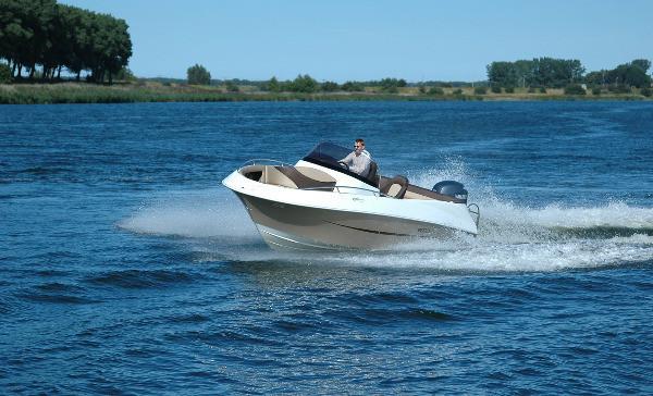 Galia - 570 Open inkl. F115AETL und Trailer
