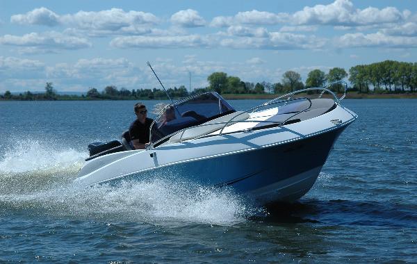 Galia - 570 Sundeck inkl. F115AETL und Trailer