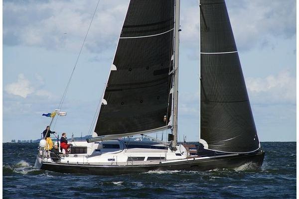 Hanse Yachts - 470E State Of The Art
