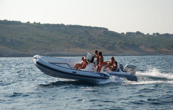 Italboats - Predator 730