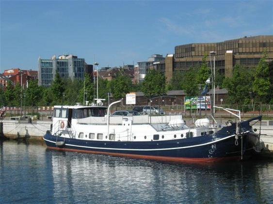 Motortjalk, Wohnschiff, Woonschip, Hausboot - Restaurantschiff, Live aboard vessel