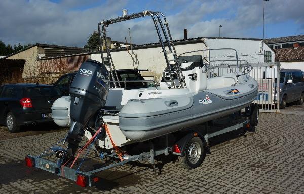 Pischel - MV 500 inkl. 100PS Yamaha und Trailer