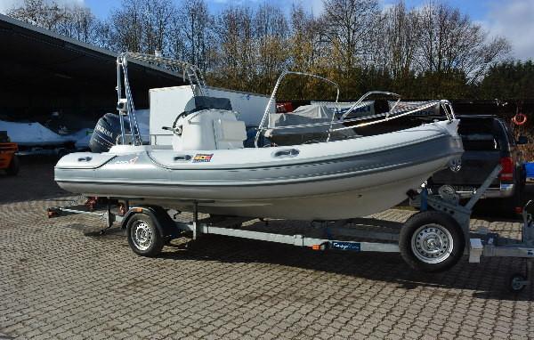 Pischel - MV 500 inkl. 100PS Yamaha und Trailer